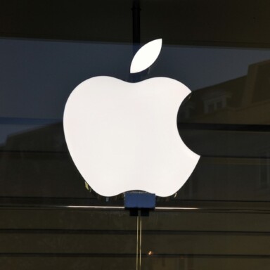 Shakeup at Apple: Scott Forstall Leaving, Jony Ive Taking Larger Role