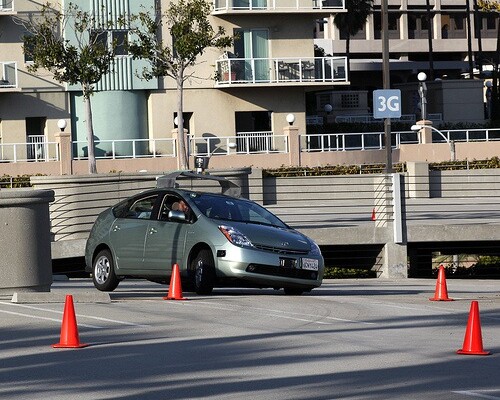 Google Seeks Partners to Help Make Self-Driving Car a Production Vehicle