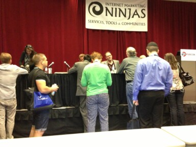 Jennifer Van Iderstyne, Kenny Hyder, Loren Baker, Greg Boser on Linkbuilding: #Pubcon Session Recap