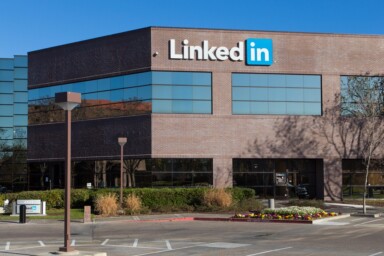 LinkedIn Experiments With Location-Based Features To Connect Nearby Professionals