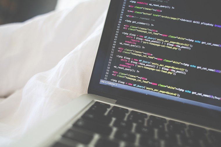 laptop-screen-code