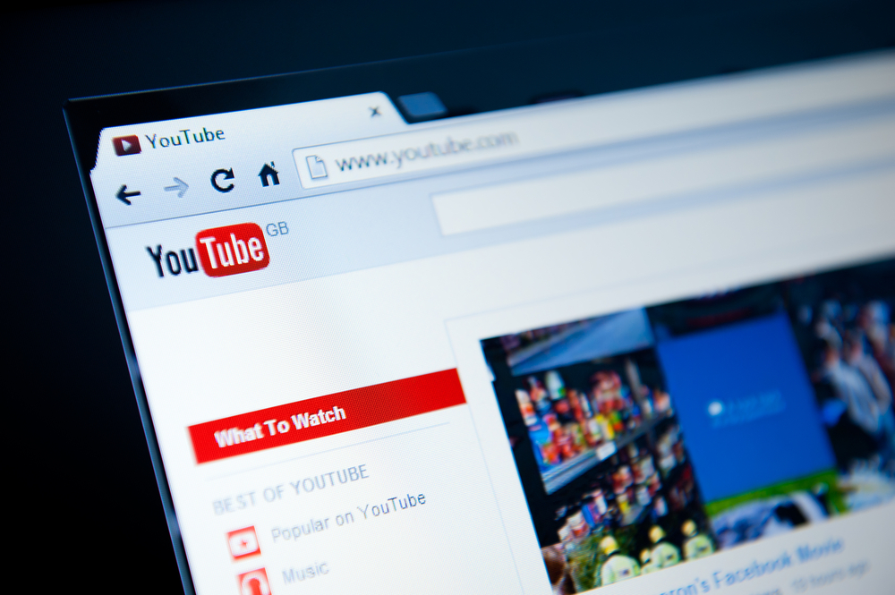 Facebook to Roll Out Video Ads, A Threat to Google’s YouTube Ad Business