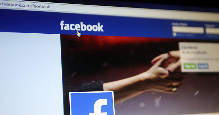 Facebook Adds New Mobile-Focused Features to Business Pages