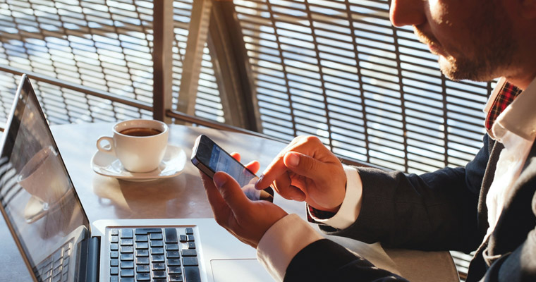 25 Social Media Facts For The End of 2015