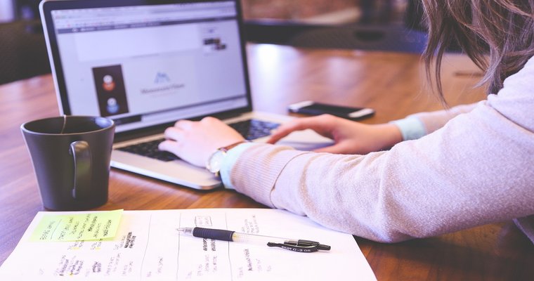 Your Definitive Guide to Reputation Management Blogging: How Often & How Long