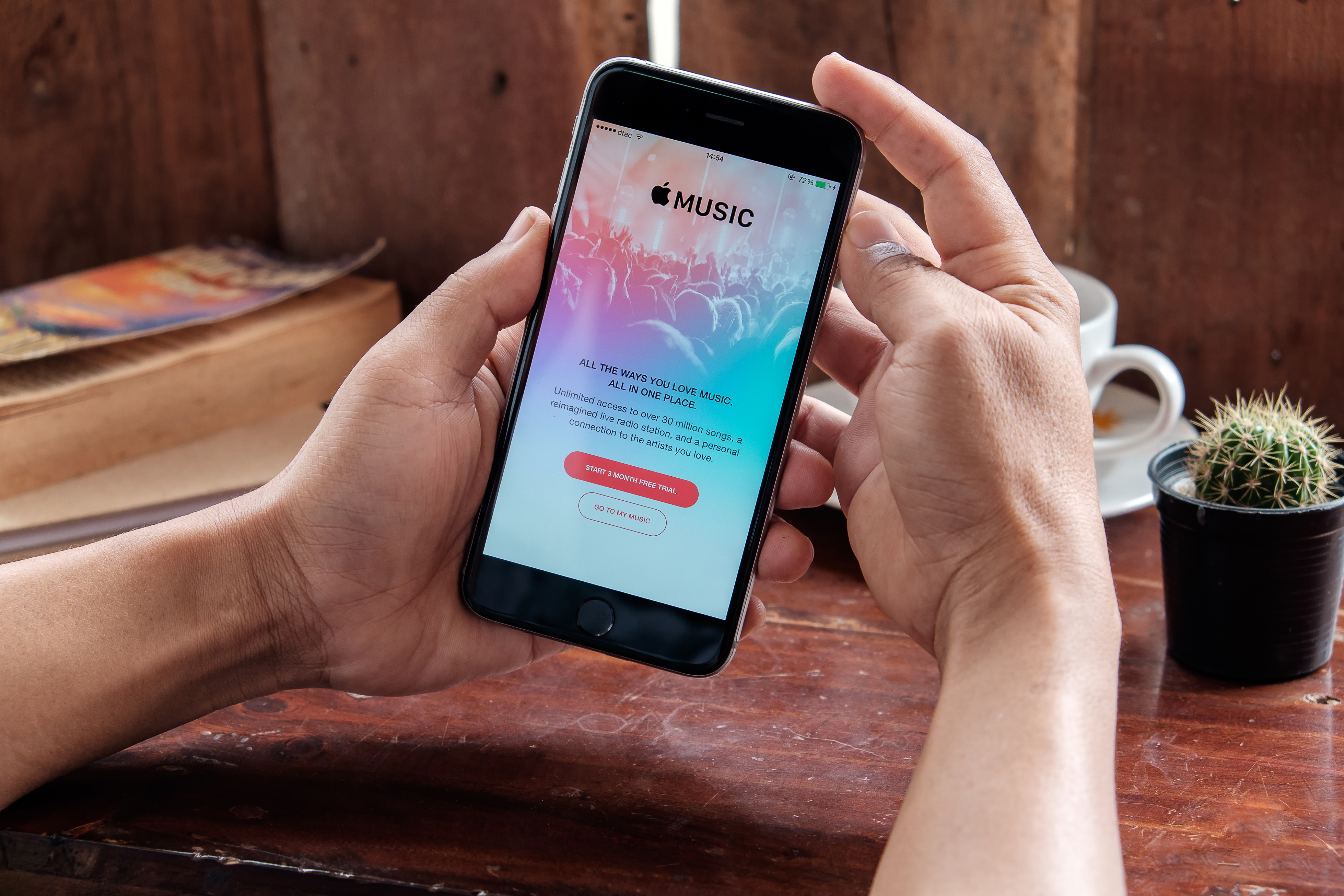 Facebook Introduces New Post Format Called Music Stories