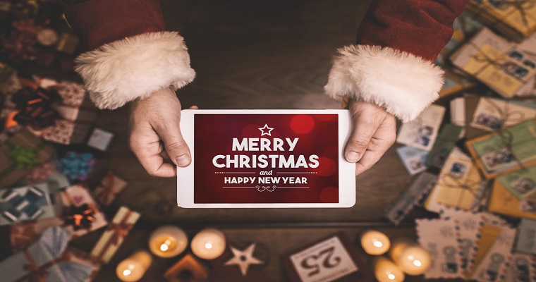 5 Digital Alternatives to Paper Christmas Cards