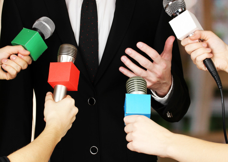 How Speaking at Conferences Can Help Your Exposure & Expertise