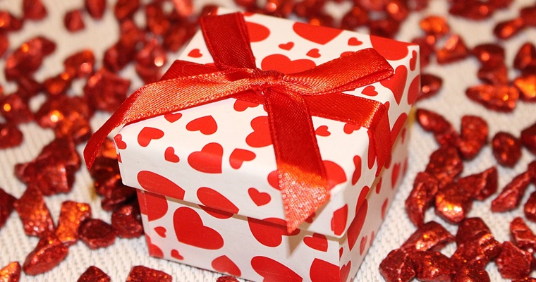 An Online Marketing Guide for Valentine's Day | SEJ