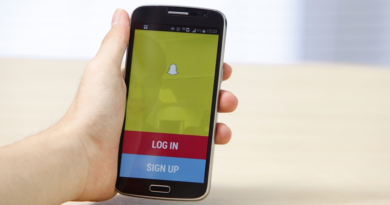 4 Reasons Snapchat Lenses are a Genius Ad Product | SEJ