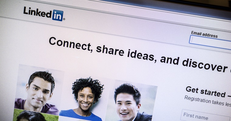 Has LinkedIn Really Become Facebook? Here’s Why LinkedIn Isn’t Worried