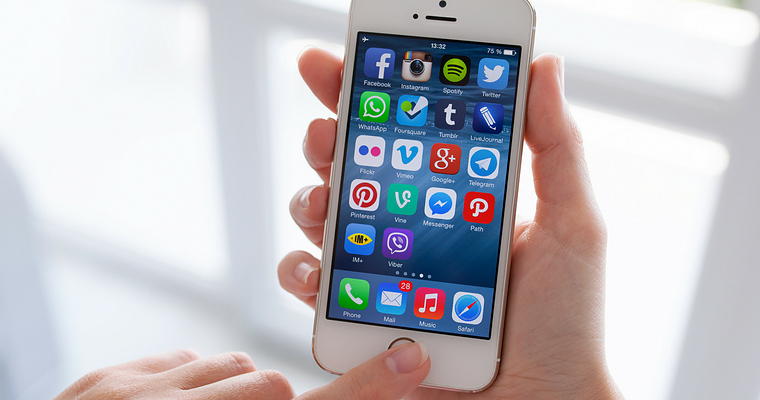 Safari for iOS Adds Click-to-Call Button in Search Suggestions