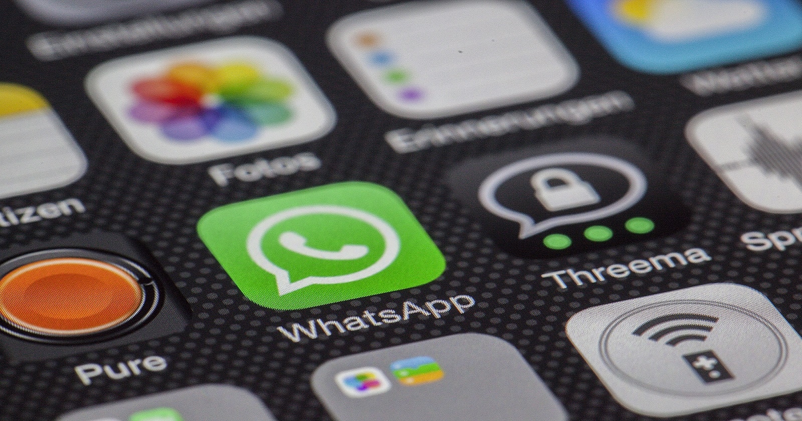5 Reasons Why Chatbots Need to Be Part of Your Social Strategy