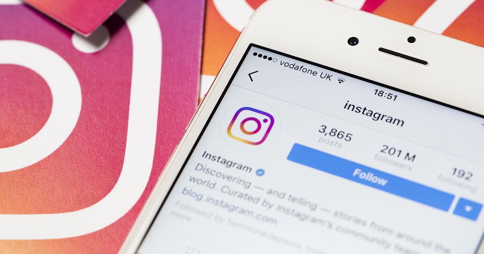 Instagram Stories Can Now Have Interactive Polls