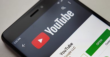 YouTube Shows Searchable Hashtags Above Video Titles