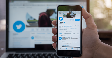 Twitter Lets Users Switch to a Chronological Feed