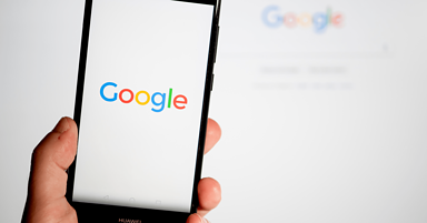 Google is Testing Ads in the ‘Discover’ Section of its Mobile App