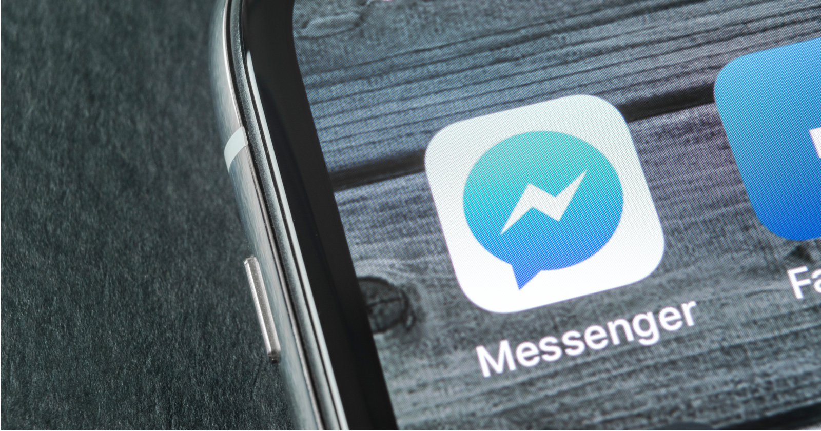 Facebook Extends Deadline for Subscription Messaging Permissions