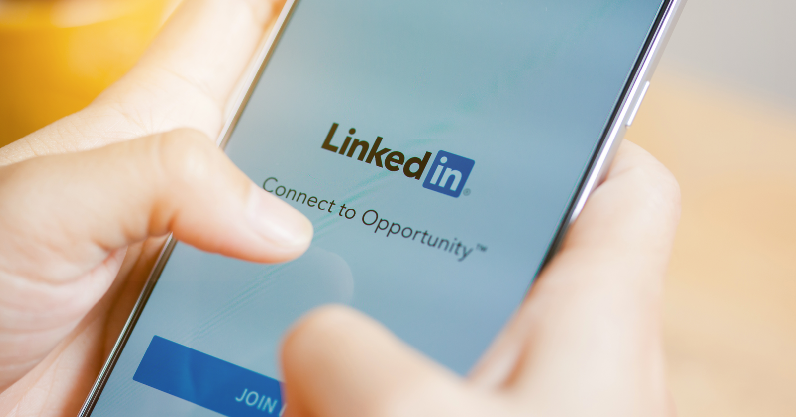 LinkedIn Now Lets Marketers Target Ads to ‘Lookalike Audiences’