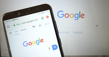 Google is Testing Search Results Without URLs