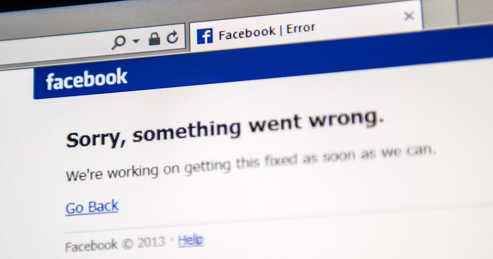 Facebook and Instagram Go Down Across the World on Thanksgiving Day