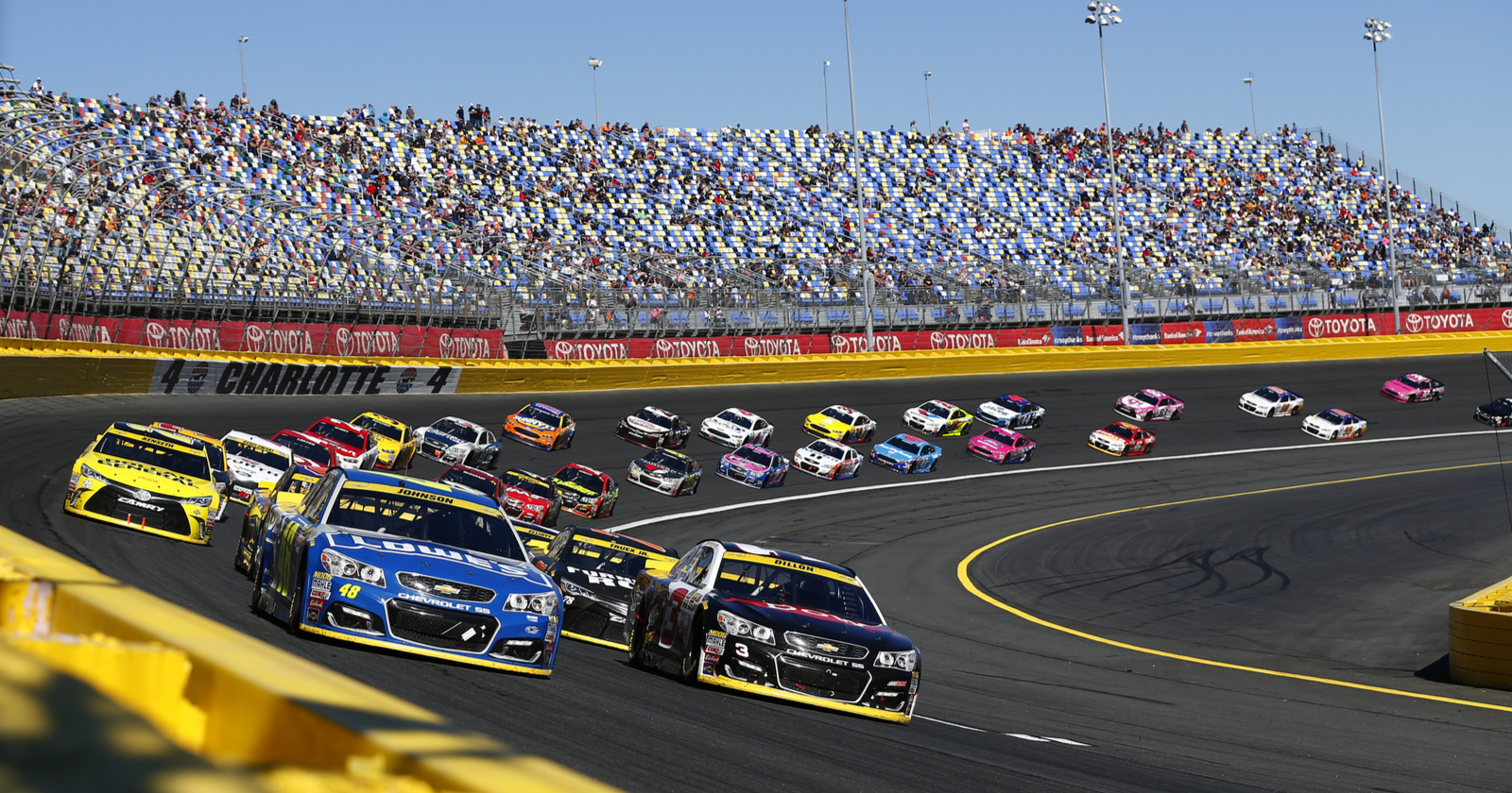 8 Things You Can Learn from NASCAR’s Content Marketing Strategy