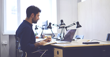 Where Do SEO Professionals Spend Time & Budget? [Survey Results]
