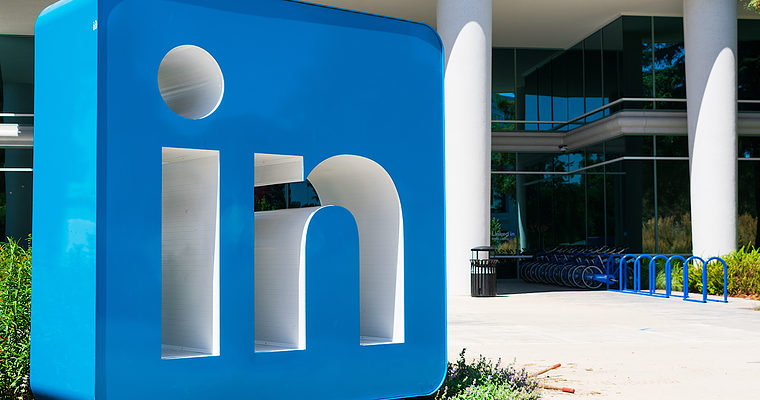 LinkedIn Lets Users Showcase Samples of Work on Their Profiles