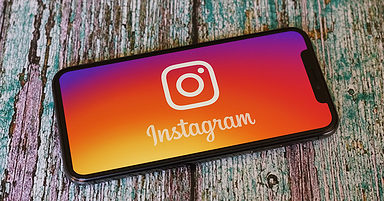 Instagram Lets Users Pin Comments to the Top of Posts