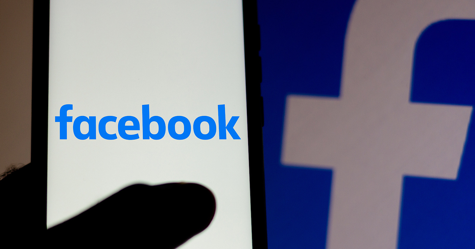 Facebook: Most-Liked Posts Are Not the Most Viewed