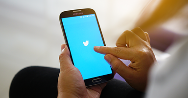 How to Be a Top Tweeter: 10 Tips That Will Get Your Tweets Noticed