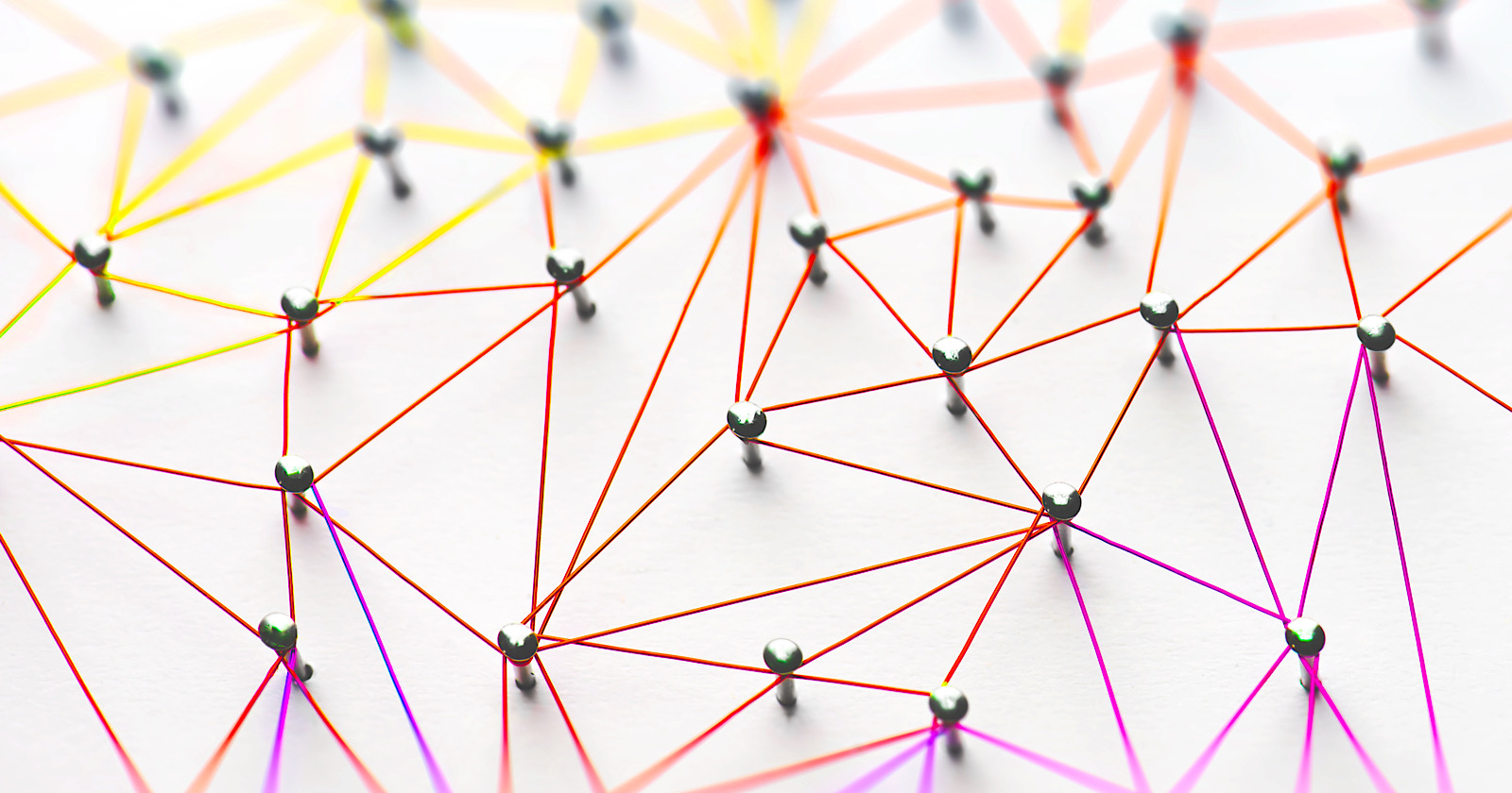 Google Cautions Against Using Too Many Internal Links