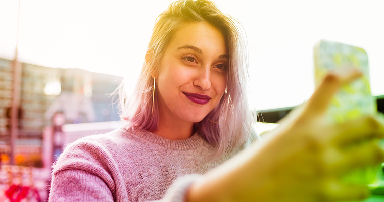 Snapchat vs Instagram Stories: Which One Is Best For You?