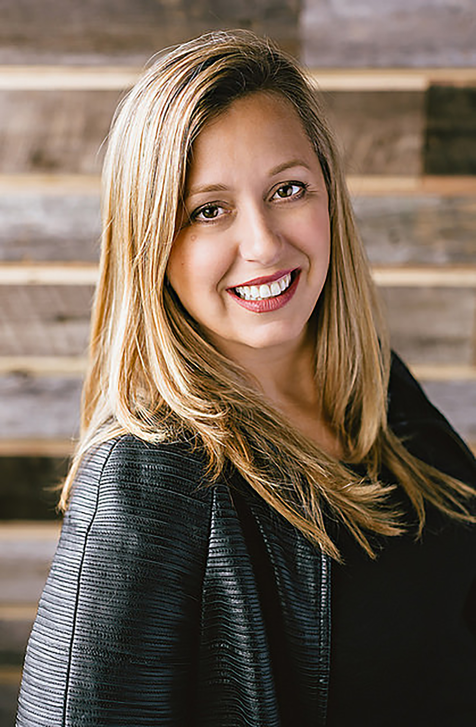 Photo of Dee Anna McPherson, CMO at Invoca