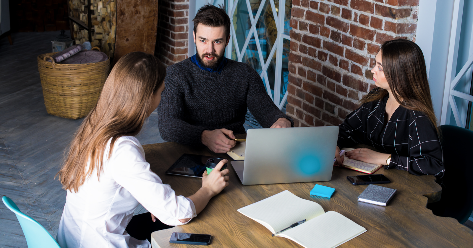 What’s The Best Way For SEO, Topic Experts & Writers To Work Together?