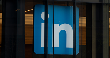 LinkedIn Data Reveals What Type of InMail Gets Best Results