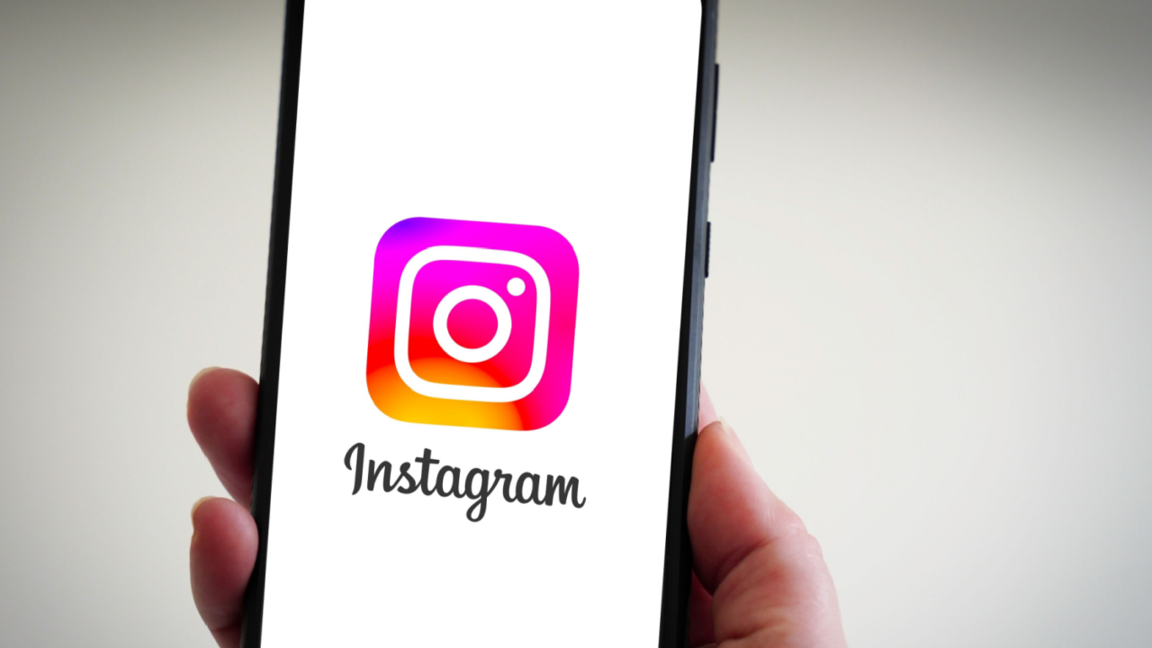 Instagram Is Now Putting Ads In Your Profile Feed
