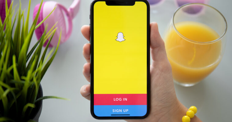 Snapchat Launches My AI: A New Social Media Chatbot
