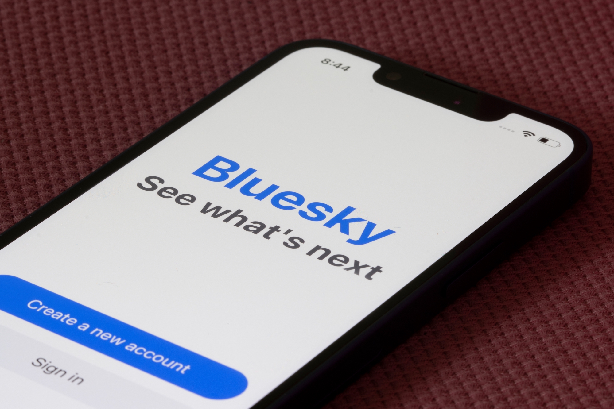 Twitter's decentralized alternative Bluesky arrives as an invite