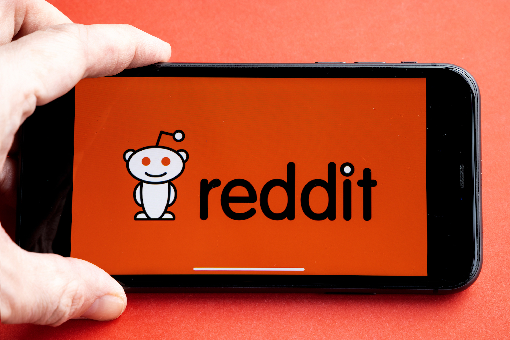 ¿Está Reddit caído?  Por qué tus subreddits favoritos se volvieron privados