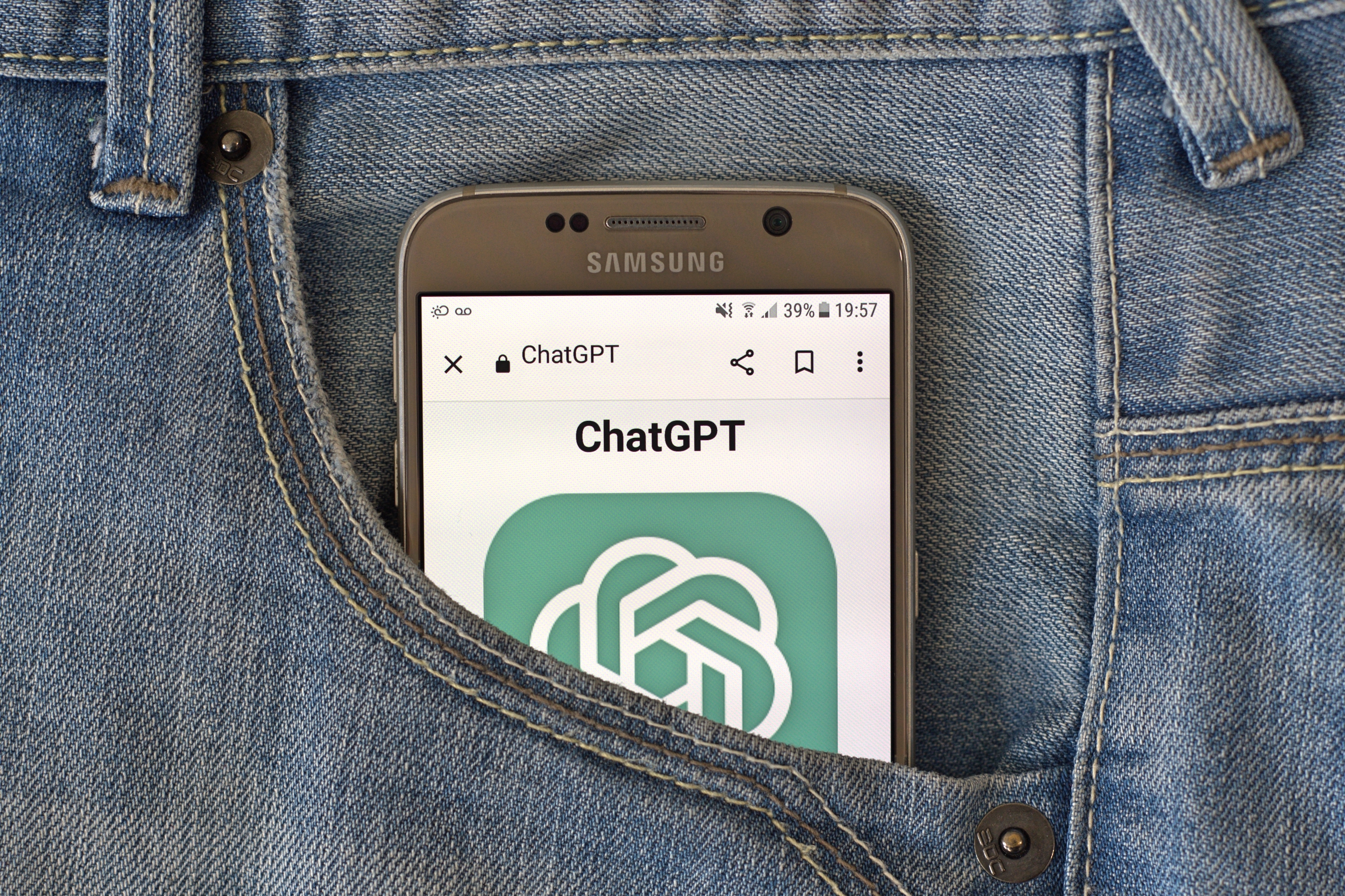 Aplicación Android ChatGPT disponible en Google Play Store