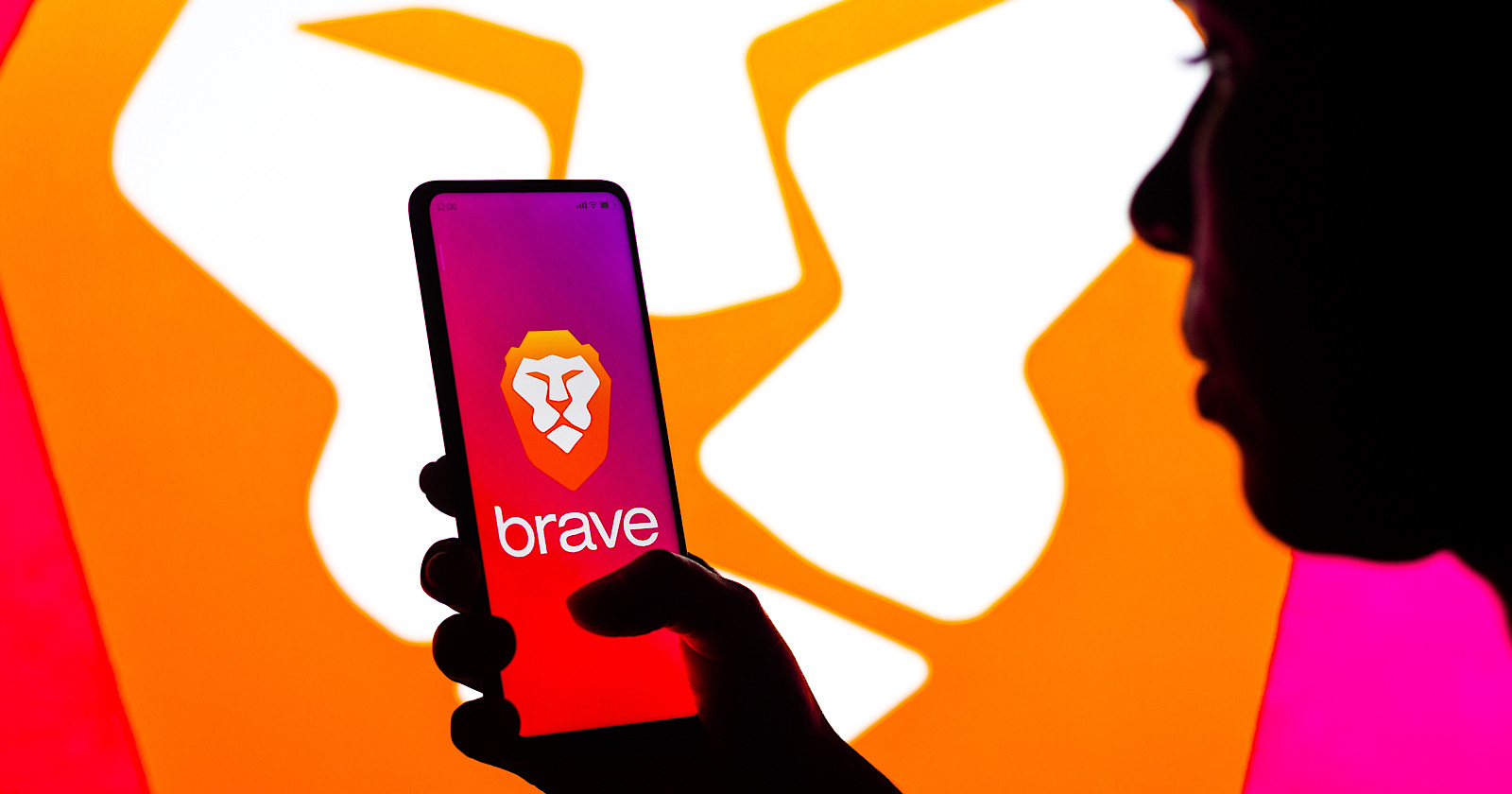 Brave browser under fire for alleged sale of copyrighted data