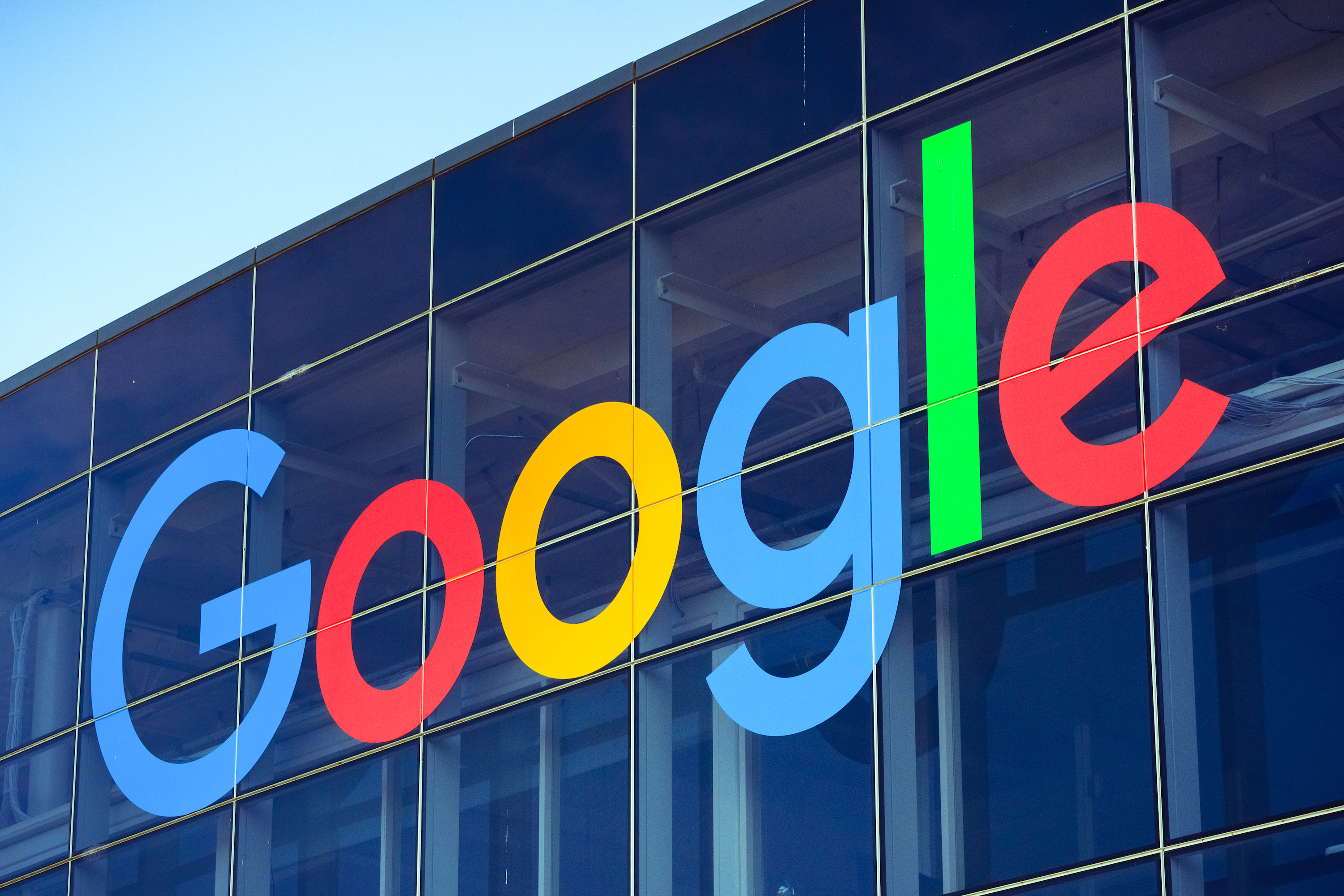 Гугл картинки. Гугл. Корпорация Google. Здание корпорации гугл. Американская компания Google.
