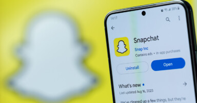 Snapchat Content Goes Beyond The App With New Embed Capability