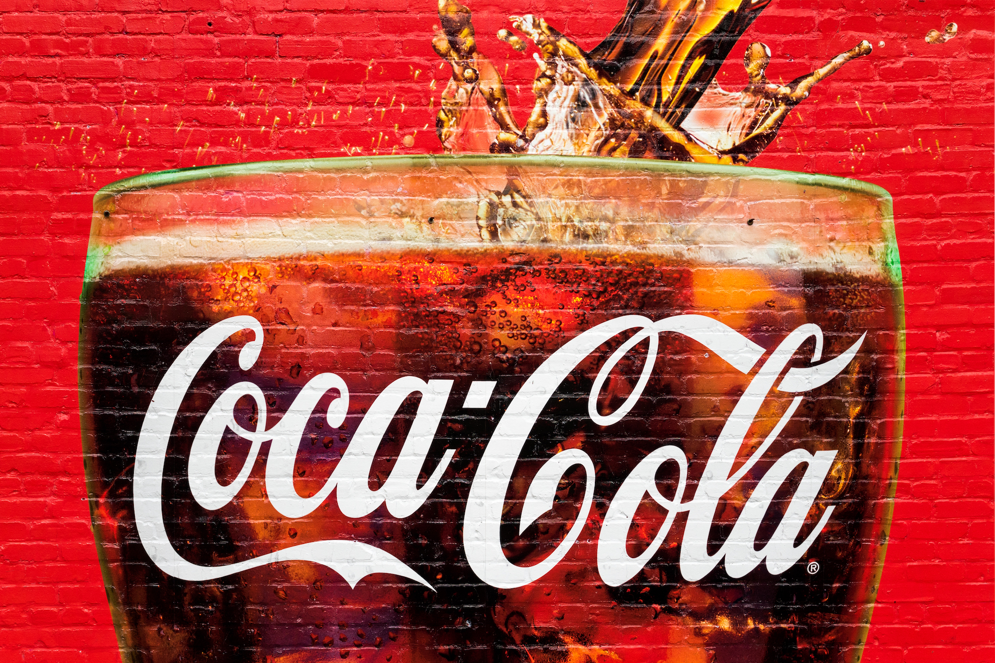 coca cola advertising and marketing