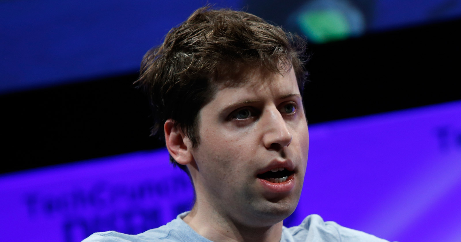 Sam Altman de OpenAI habla sobre cómo desafiar a Google con la búsqueda mediante IA