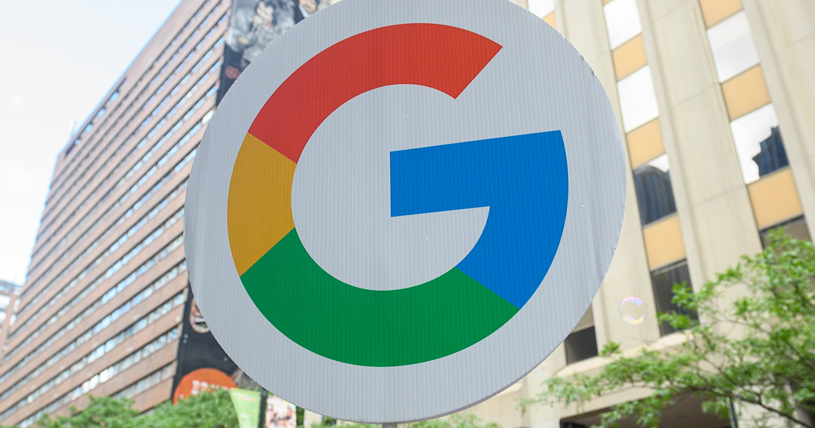 Google Says There’s No Way To Block Content Only From Discover Feed