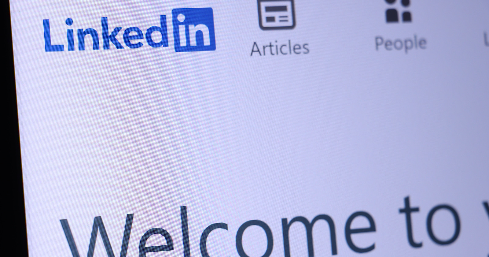 LinkedIn Launches New Creator Hub With Content Strategy Tips