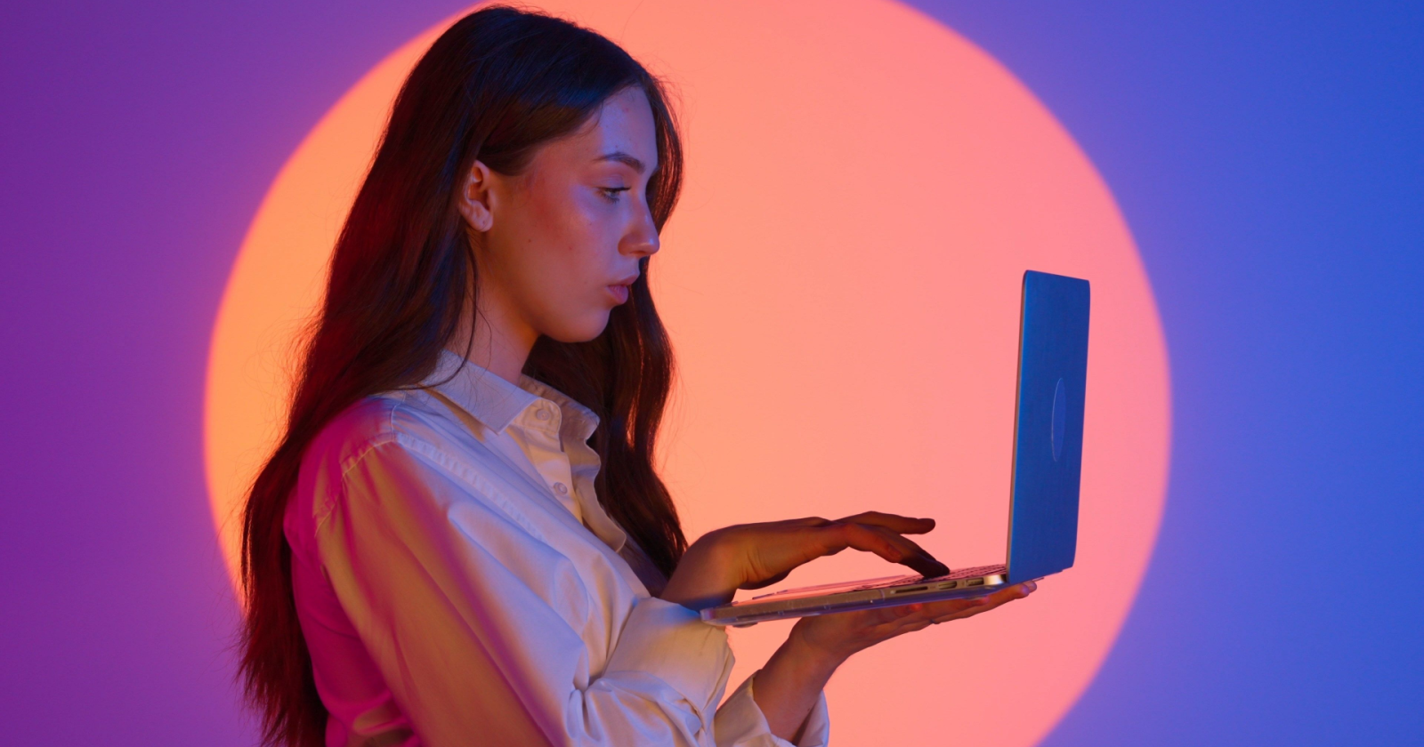 Google Ads AI Vs. Third-Party AI Tools: Comparison For Google Ads Creatives