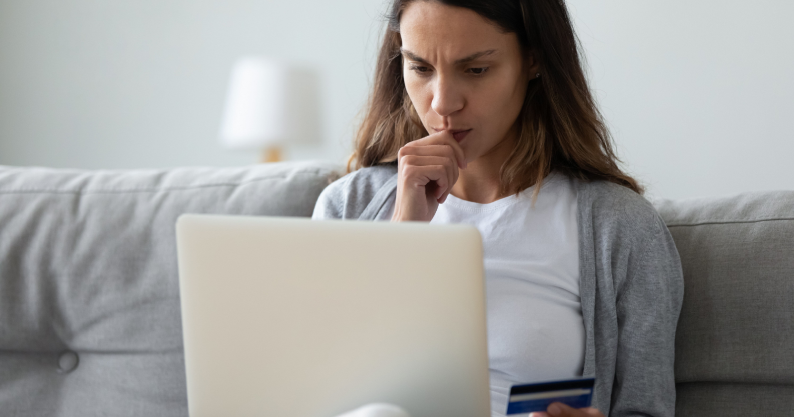 How AI Detects Customer Hesitation (And Converts It Into Sales)
